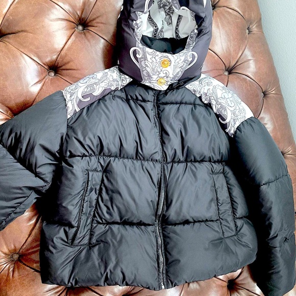 New Authentic Versace Medusa Down Puffer Jacket US 8, UK 12, 40 France 1012541 - Picture 5 of 15